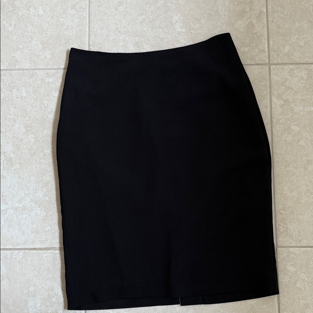 Elegant Black Pencil Skirt